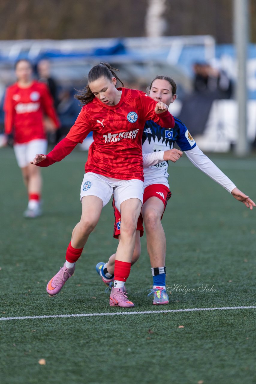 Bild 380 - wBJ Hamburger SV - Holstein Kiel : Ergebnis: 8:0